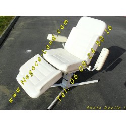 fauteuil-de-soin-en-skai-cuire-blanc-inclinable-occasion-propre-negoce-land