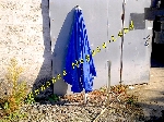 Parasol forain & parapluie ambulant + pied [Petites annonces outils outillage occasion Toulouse Negoce-Land.com]