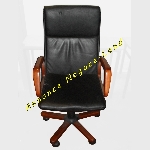 Fauteuil de direction Mambo cuir noir finition merisier offre Aménagements [Petites annonces Negoce-Land.com]