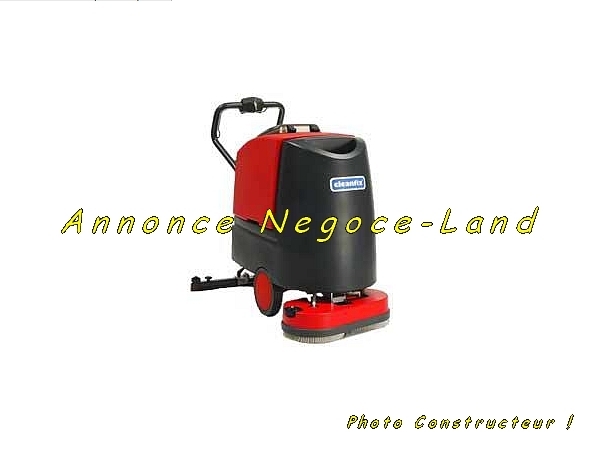 Auto-laveuse accompagnée Cleanfix RA560B [Petites annonces outils outillage occasion Toulouse]