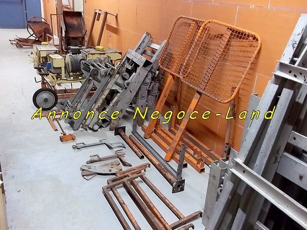 2 Montes matériaux IMER Lève tuiles charge 250KG Alu 38m [Petites annonces Negoce-Land.com]