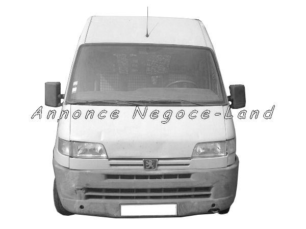 Peugeot Boxer Diesel 7 places (pour pièces détachées) [Petites annonces]