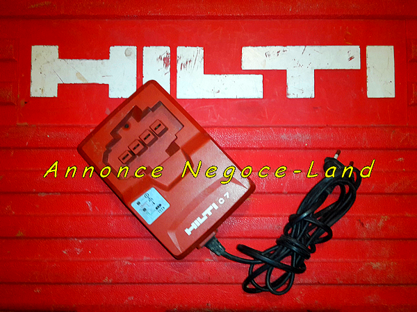Chargeur pour cloueur à gaz Hilti GX 90-WF C7 (Chargeur d’accus de batterie)  [Petites annonces]